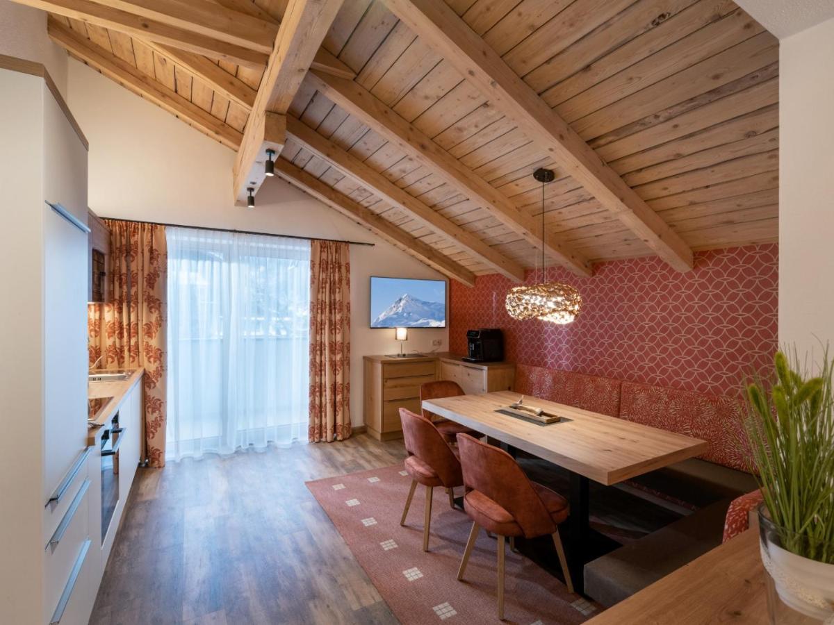 Alma Appartements Mayrhofen Esterno foto